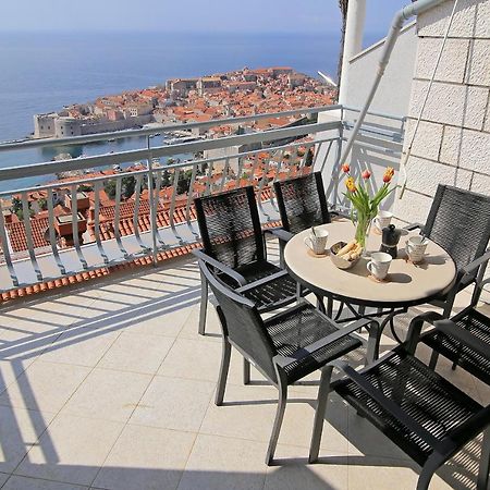 Spacious 2 Bedroom Apt Luxeview- Oldtownview, 10Min To Town Dubrovnik Eksteriør bilde