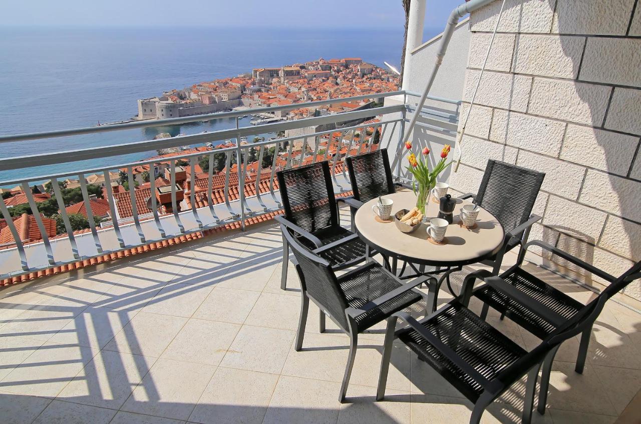 Spacious 2 Bedroom Apt Luxeview- Oldtownview, 10Min To Town Dubrovnik Eksteriør bilde